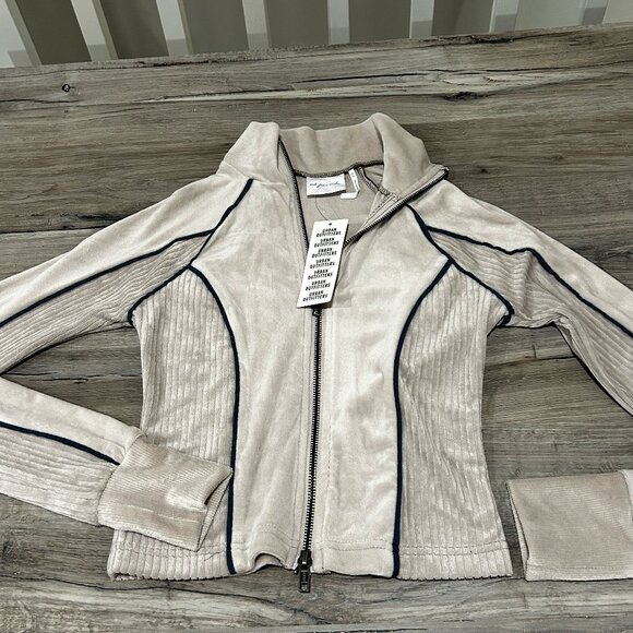 Urban Outfitters Jackets & Blazers - Urban Outfitters Out from Under Cropped Velvet Zip Up Sweater | XS